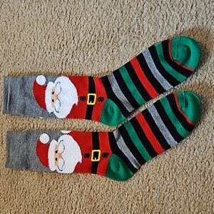 NWOT; Men's Christmas SANTA Crew Cut Novalty Socks. Good Gift. Stocking Stuffer
